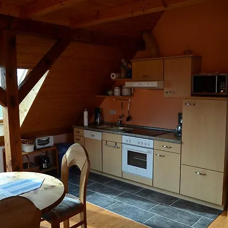 Zunke Apartment *